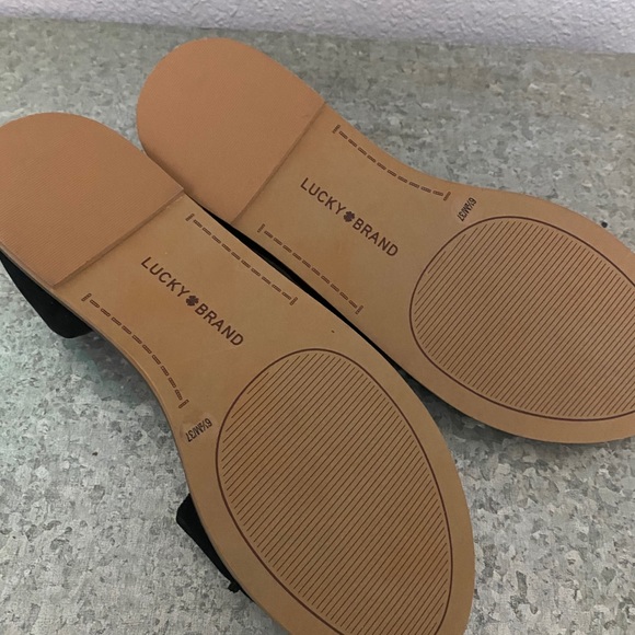 Flats - Picture 3 of 4